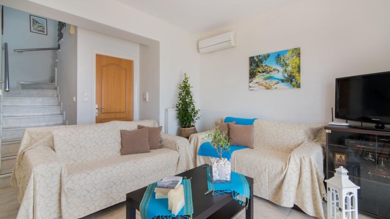 Photo of Livingroom in Korithi