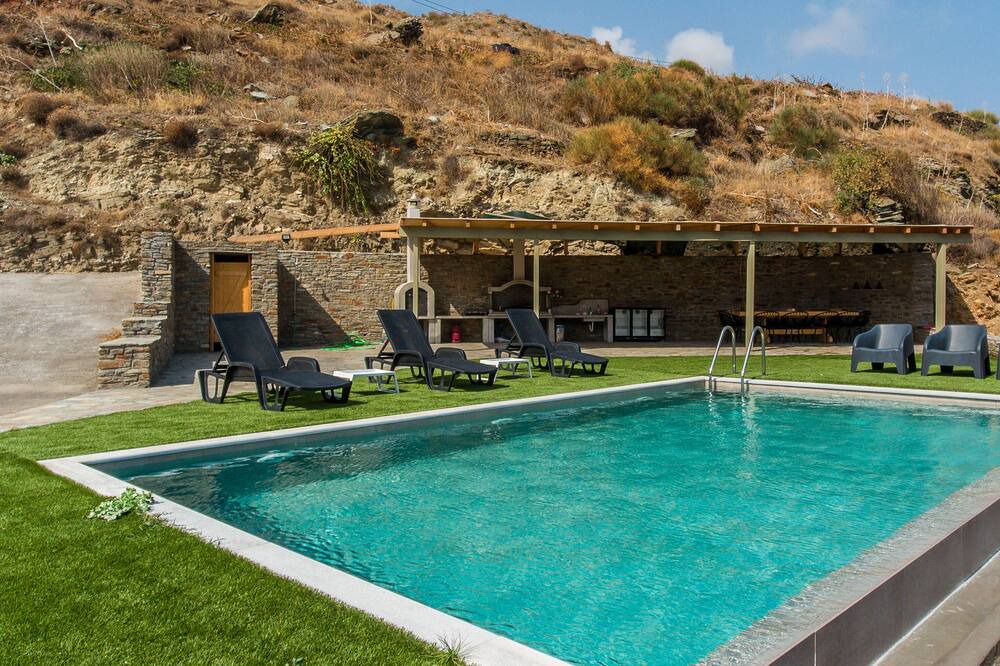 Photo of Outdoor in Andros Town