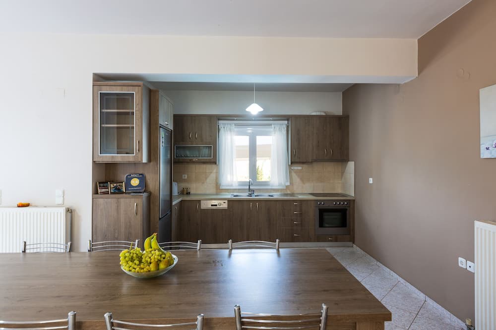 Photo of Kitchen in Melissourgakion