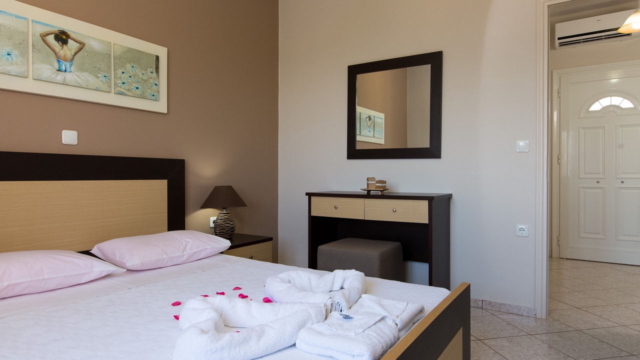 Photo of Bedroom in Melissourgakion