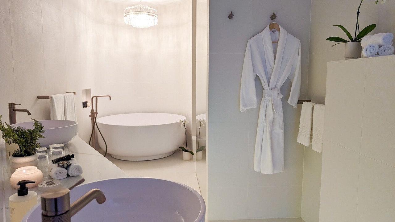 Photo of Bathroom in Turners Beach