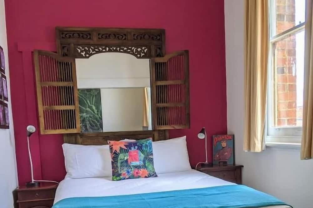 Photo of Bedroom in Deloraine