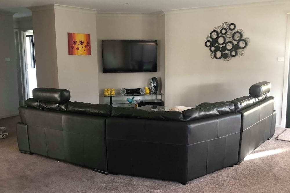 Photo of Livingroom in Wynyard
