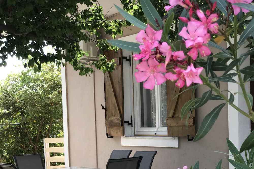 Photo of Patio Balcony in Drimonas