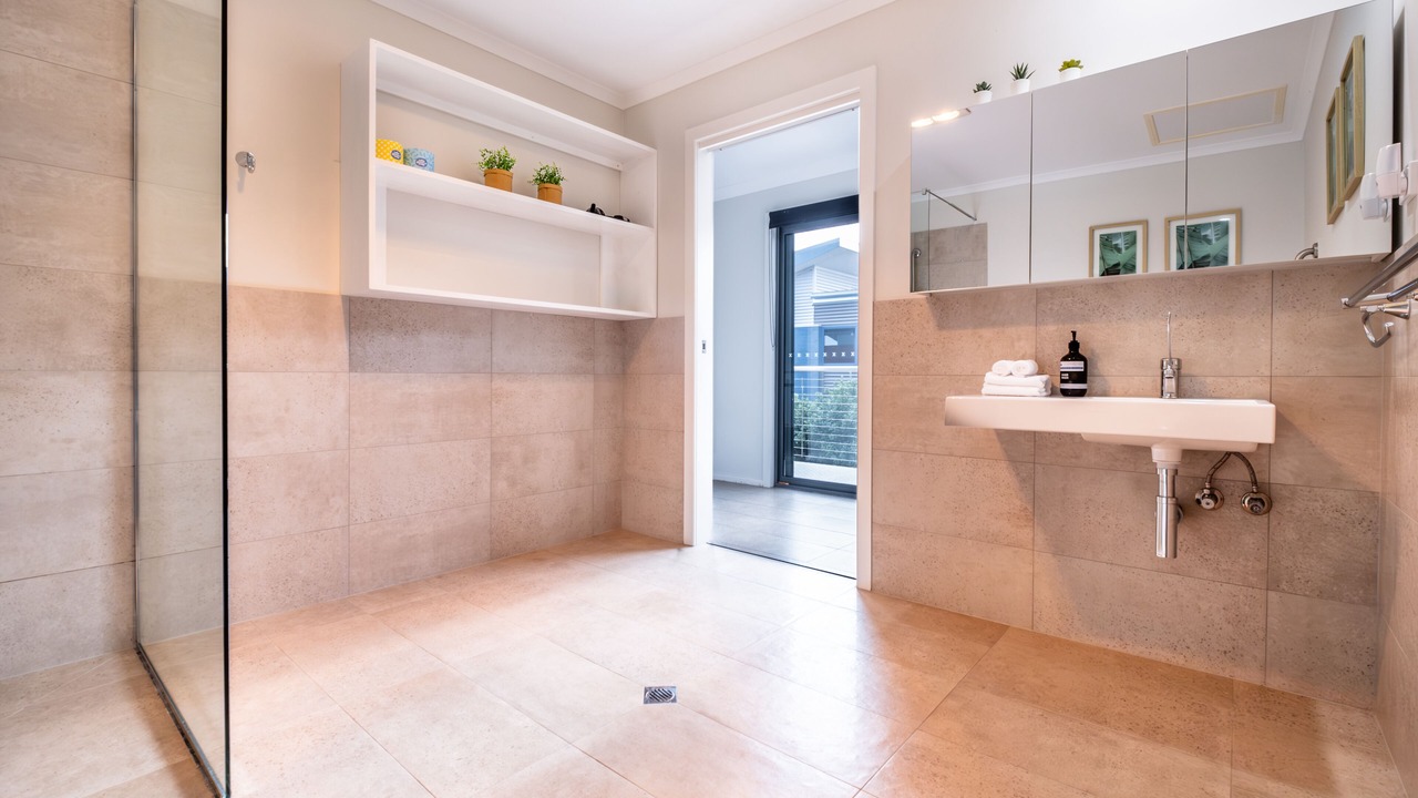 Photo of Bathroom in Coles Bay