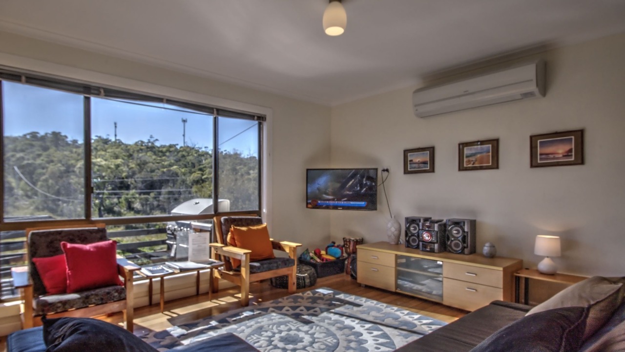 Photo of Livingroom in Coles Bay