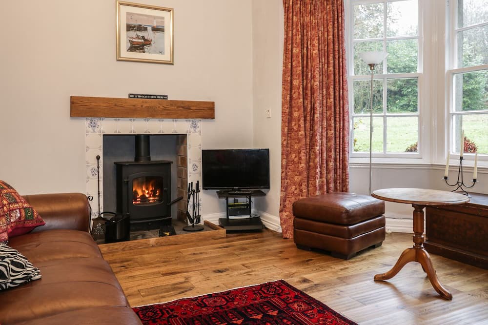 Photo of Livingroom in Melrose
