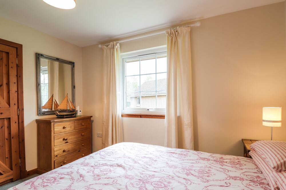 Photo of Bedroom in Strathpeffer