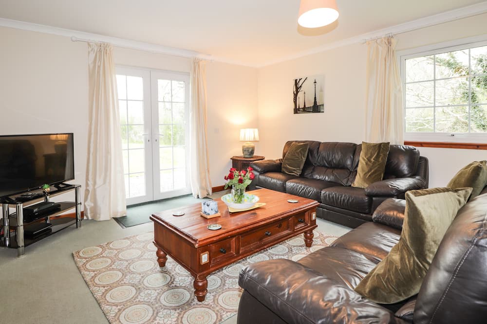 Photo of Livingroom in Strathpeffer