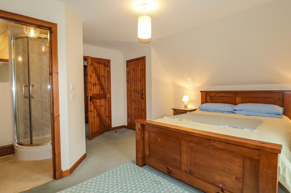 Photo of Bedroom in Strathpeffer