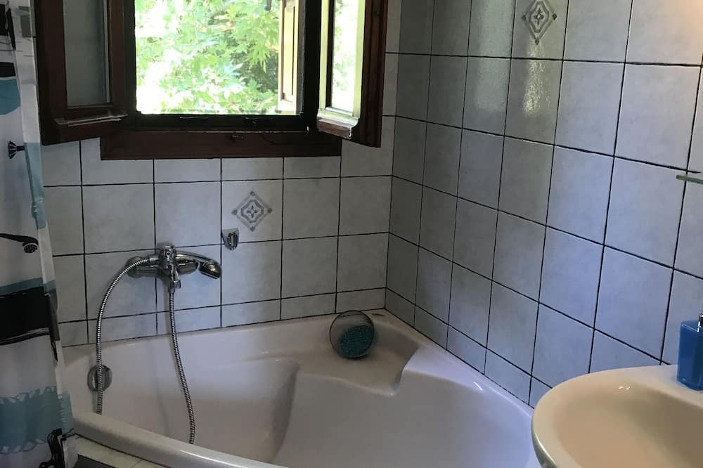 Photo of Bathroom in Horto