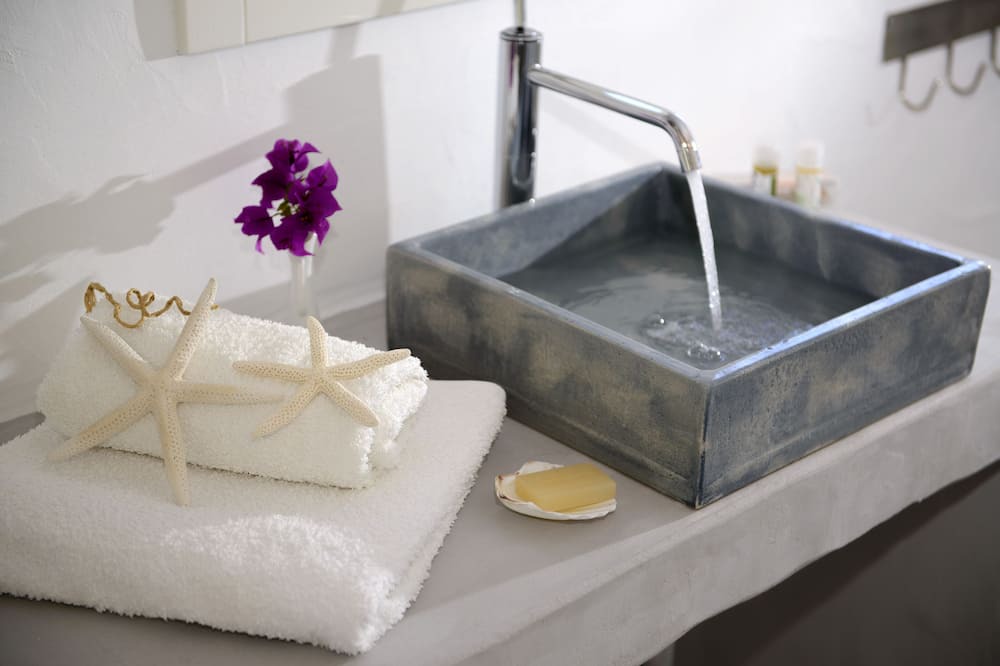 Photo of Bathroom in Votsi
