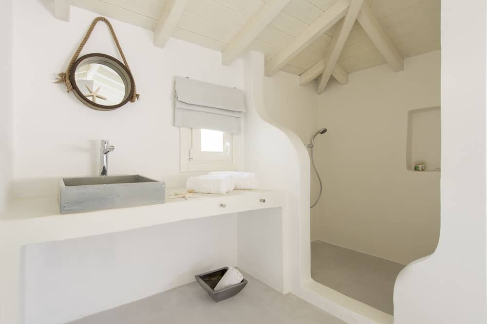 Photo of Bathroom in Votsi
