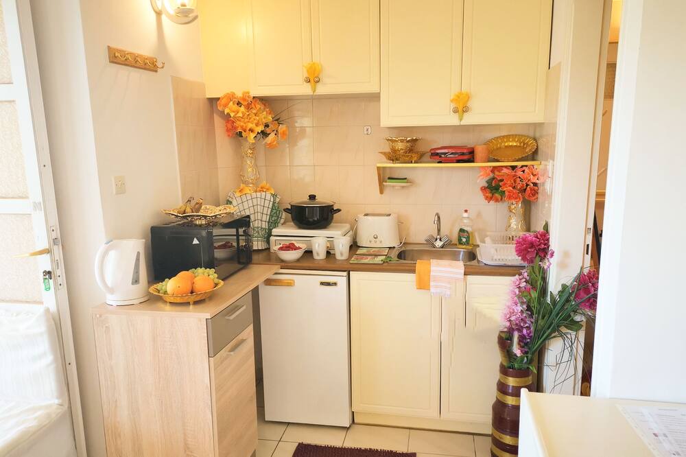 Photo of Kitchen in Megalo Metochi