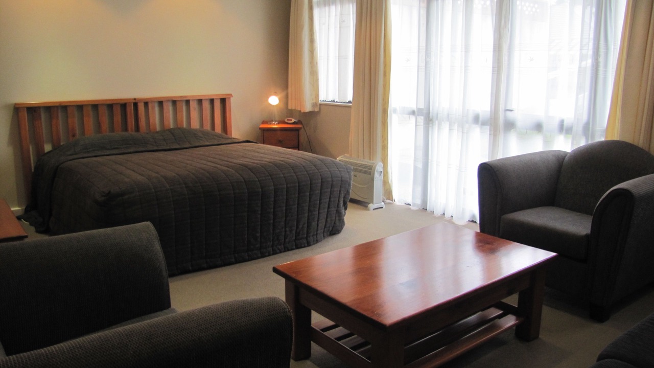 Photo of Bedroom in Porirua