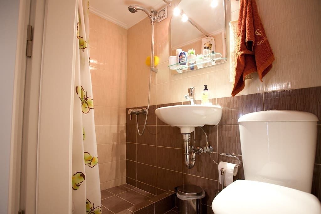 Photo of Bathroom in Elliniko-Argyroupoli