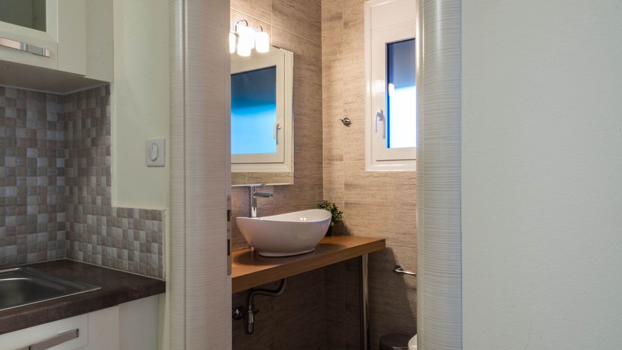 Photo of Bathroom in Kolios