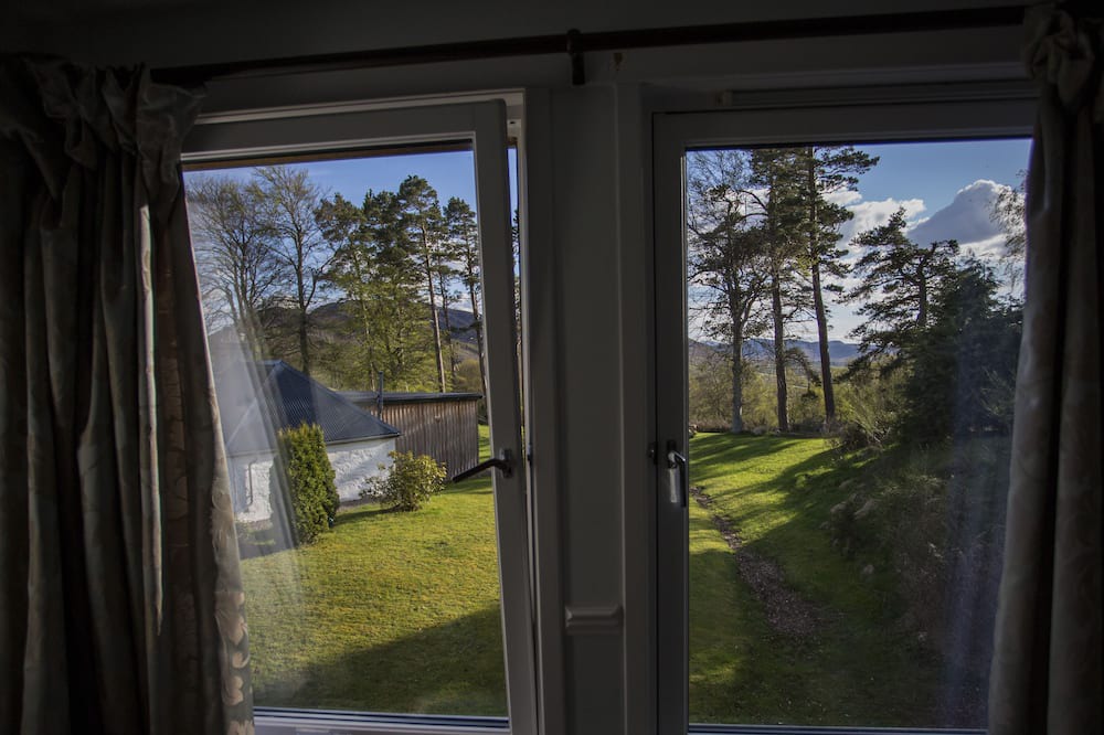 Photo of Others in Newtonmore
