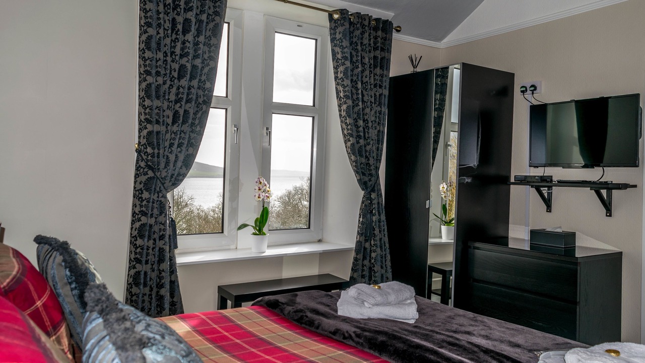 Photo of Bedroom in Tighnabruaich