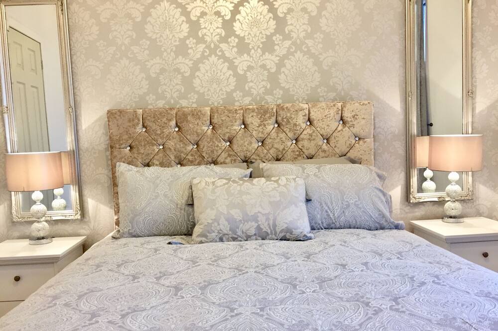 Photo of Bedroom in Port Glasgow