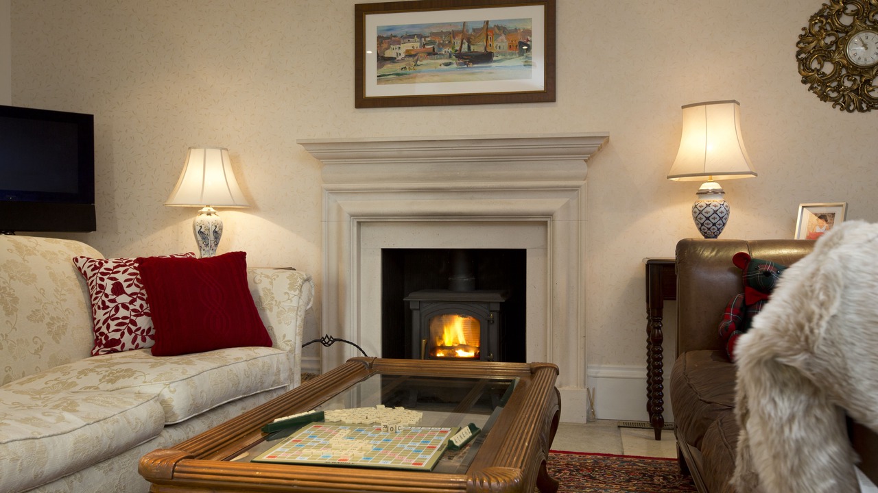 Photo of Livingroom in Melrose