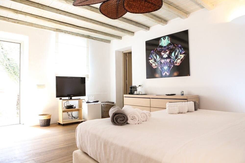 Photo of Bedroom in Agios Stefanos