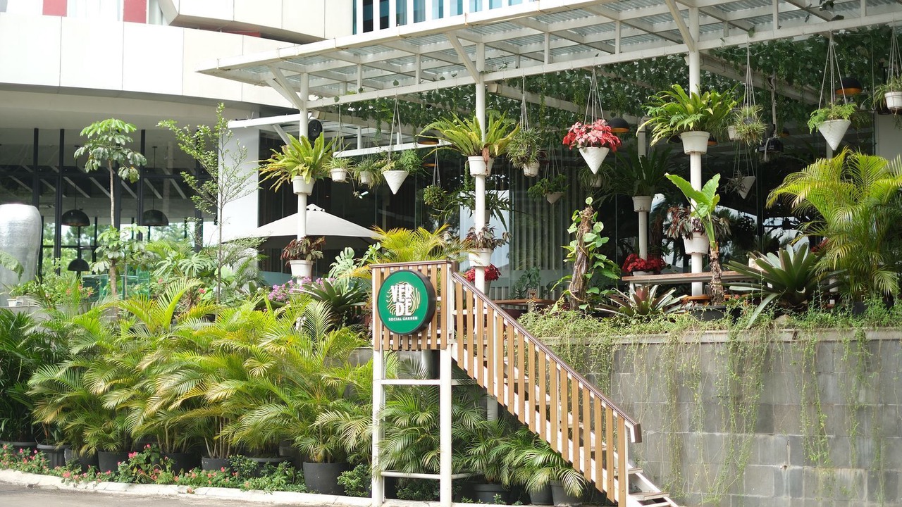 Photo of Patio Balcony in Sukaraja