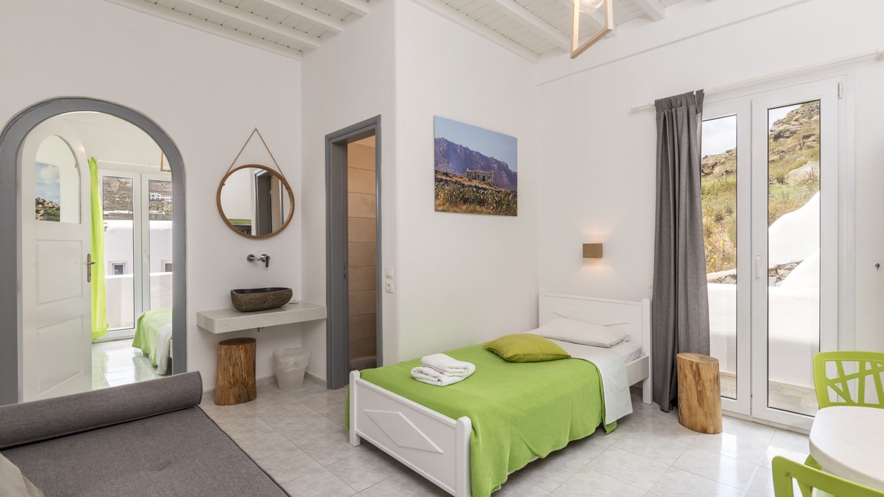 Photo of Bedroom in Platis Gialos