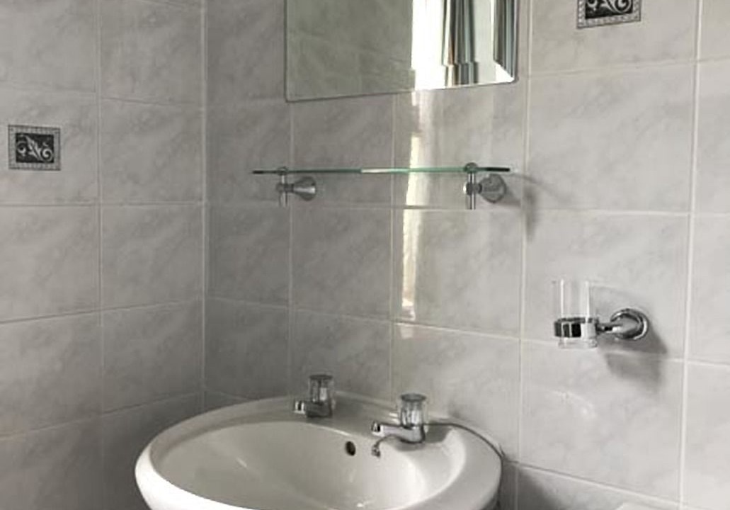 Photo of Bathroom in Brodick