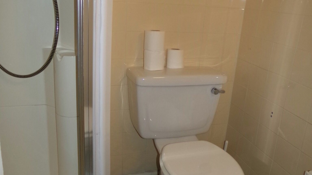 Photo of Bathroom in Tollcross