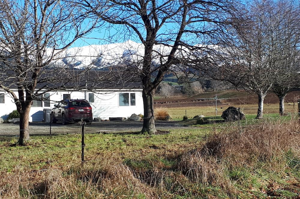 Photo of Outdoor in Makikihi