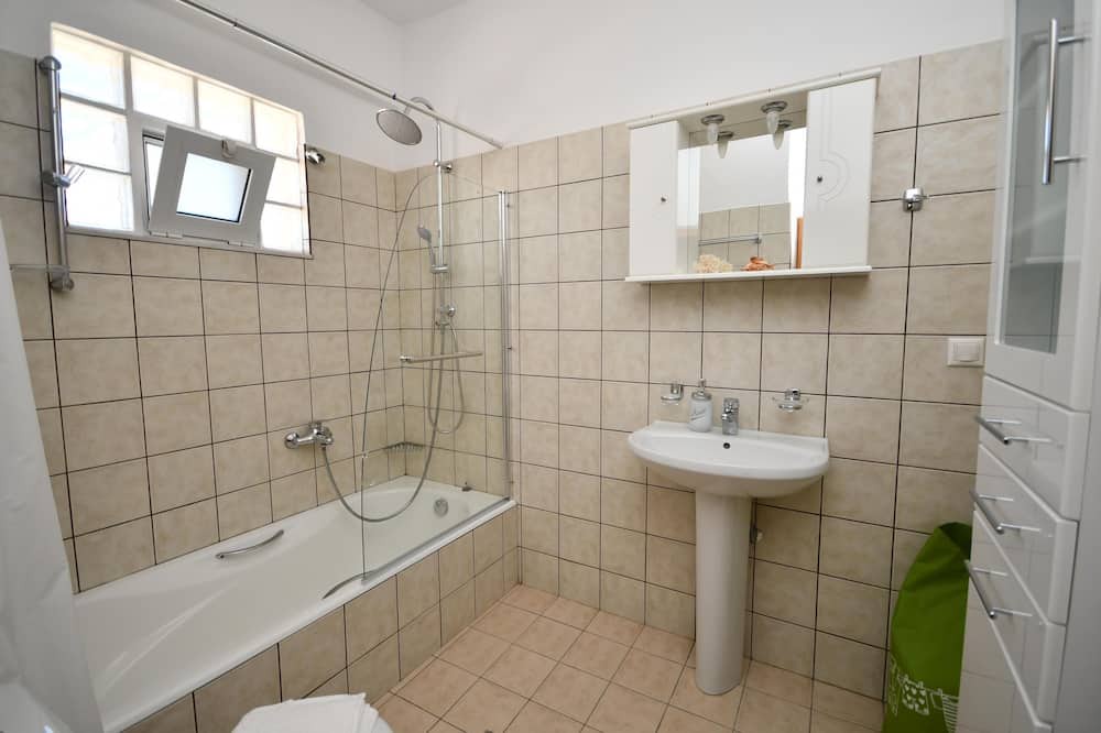 Photo of Bathroom in Koutsouras