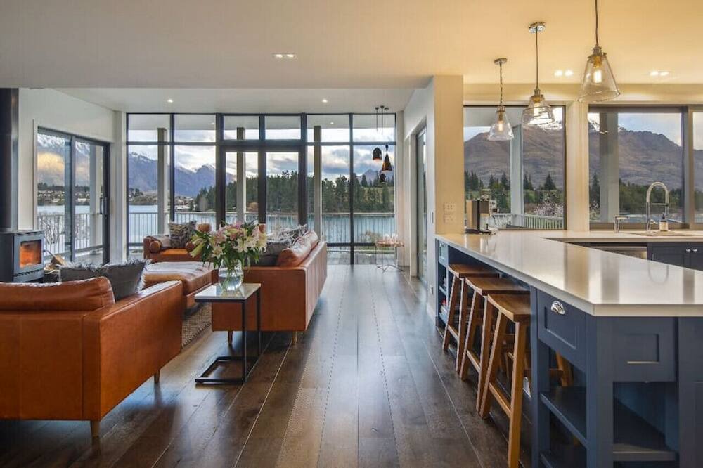 Photo of Others in Queenstown