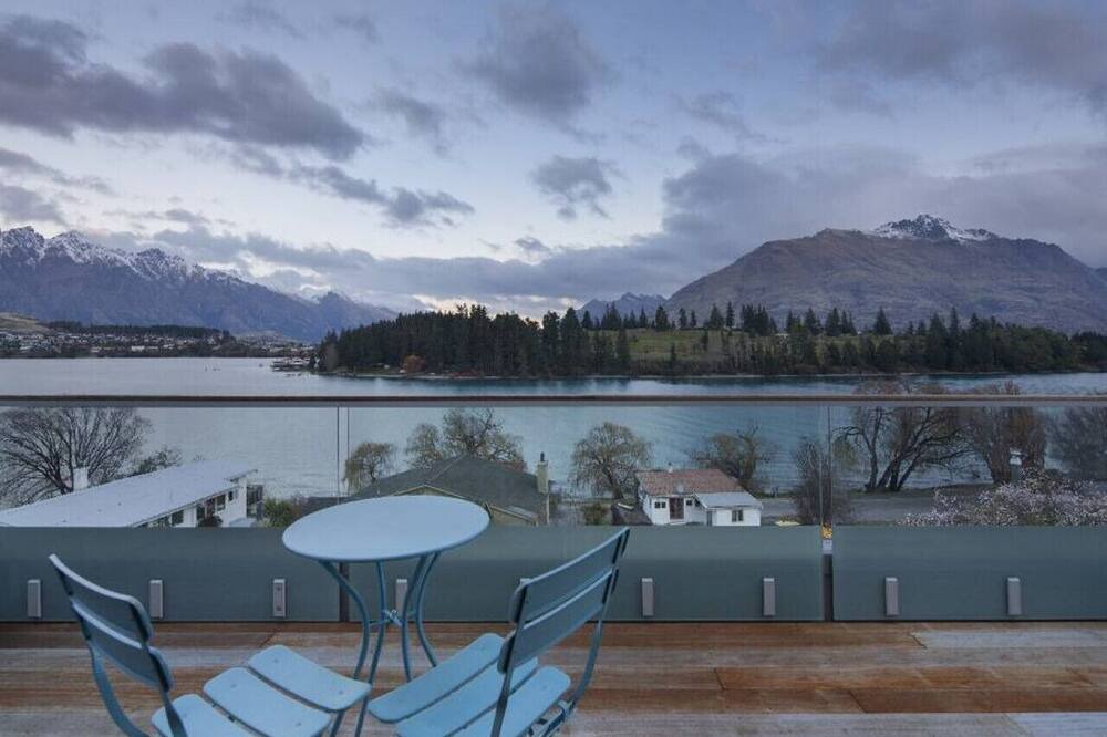 Photo of Others in Queenstown