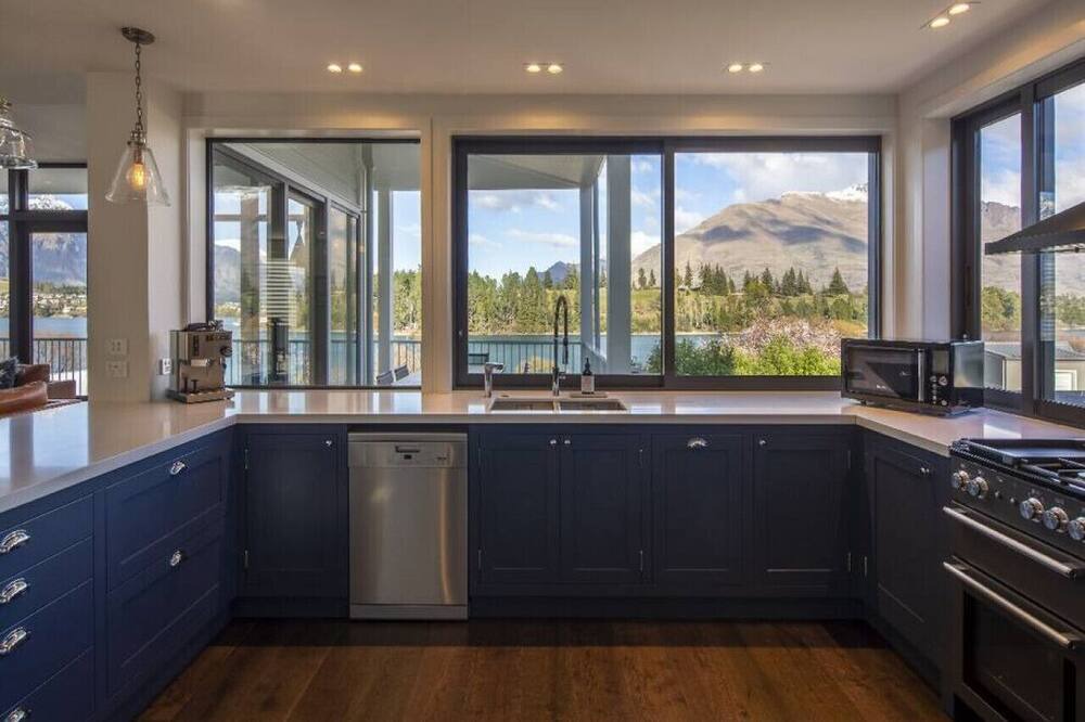 Photo of Others in Queenstown