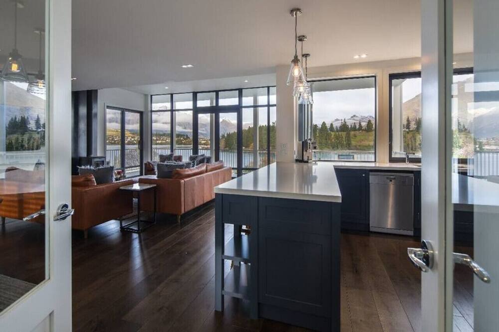 Photo of Others in Queenstown