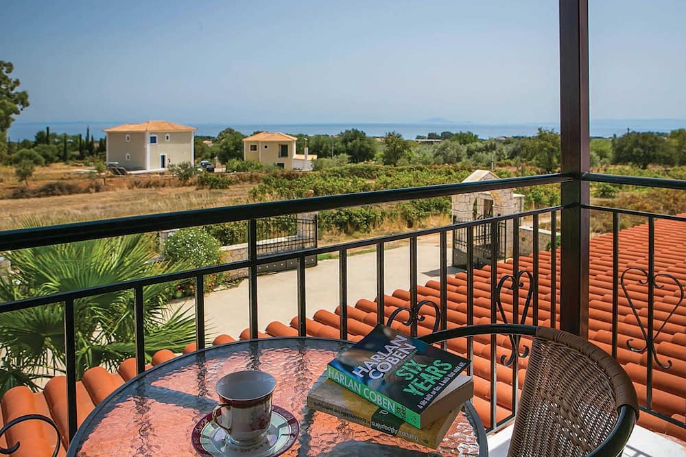 Photo of Patio Balcony in Skala
