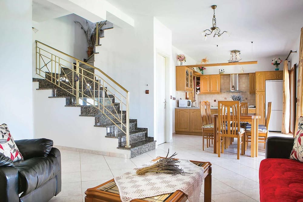 Photo of Livingroom in Skala