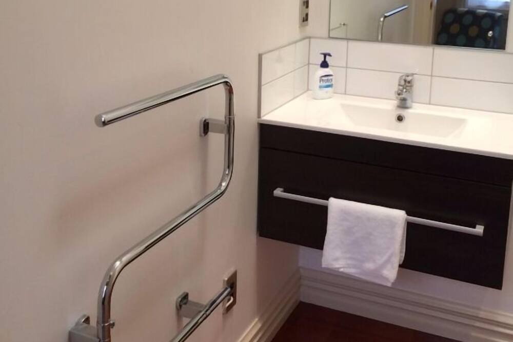 Photo of Bathroom in Te Aro