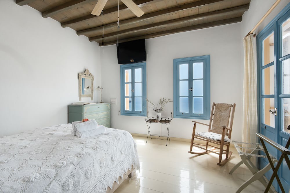 Photo of Bedroom in Houlakia