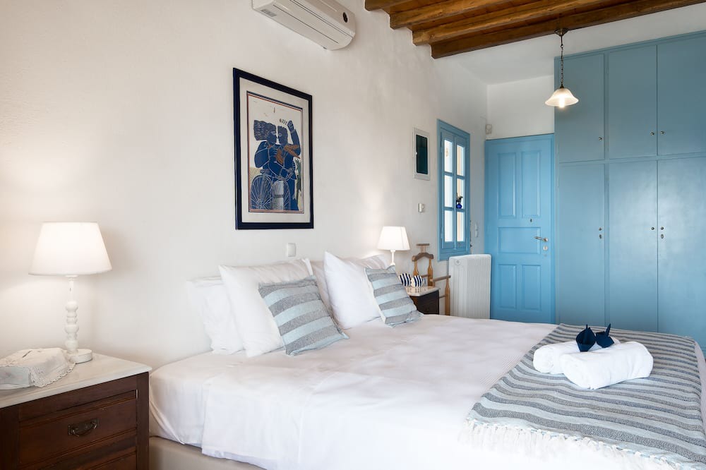 Photo of Bedroom in Houlakia