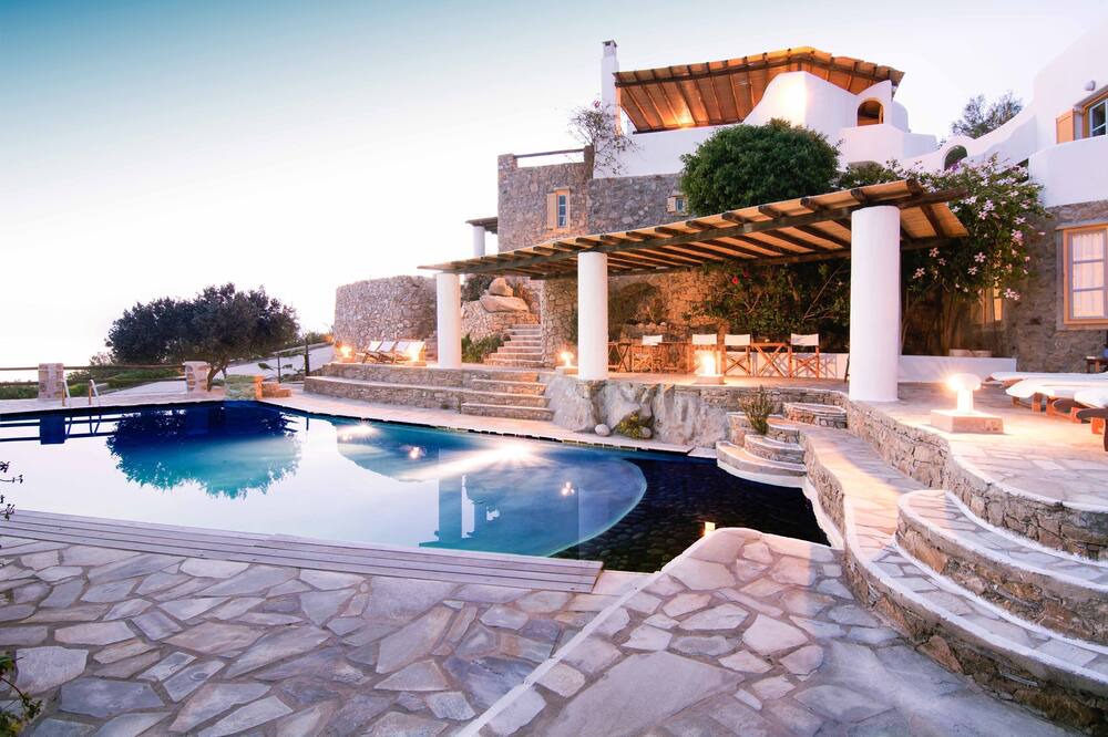 Photo of Outdoor in Houlakia