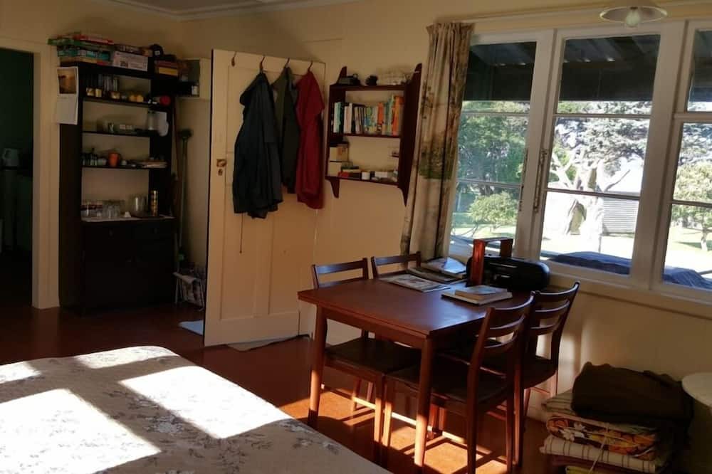 Photo of Bedroom in Tokomaru Bay