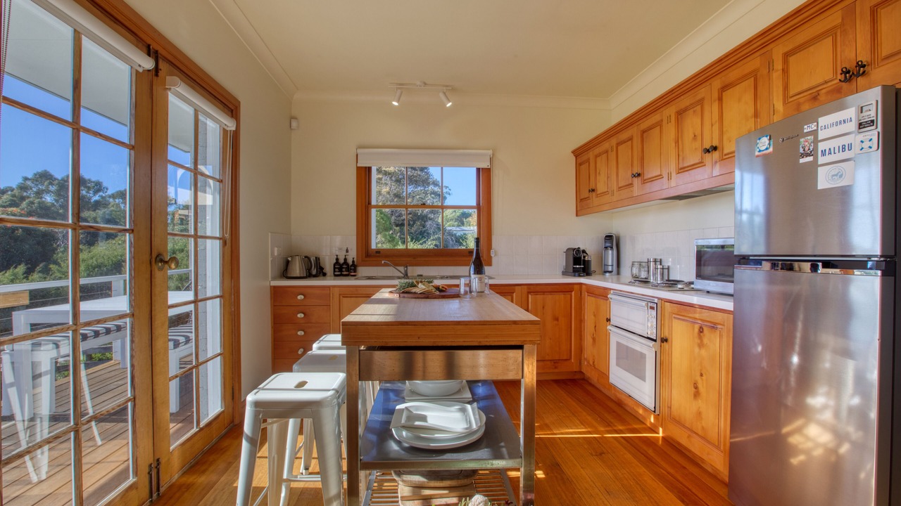 Photo of Kitchen in Binalong Bay