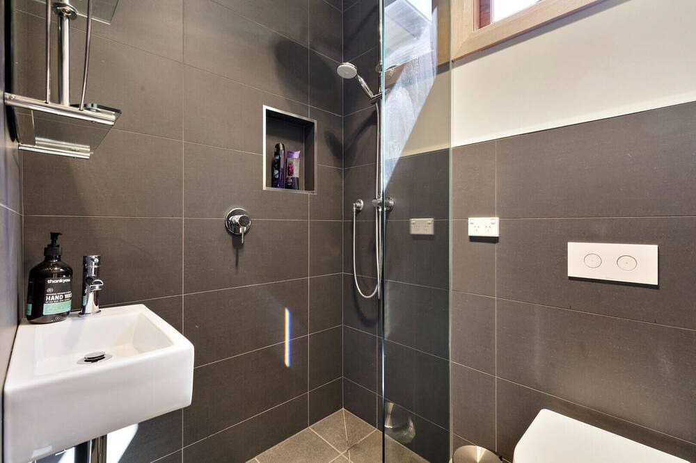 Photo of Bathroom in Bicheno