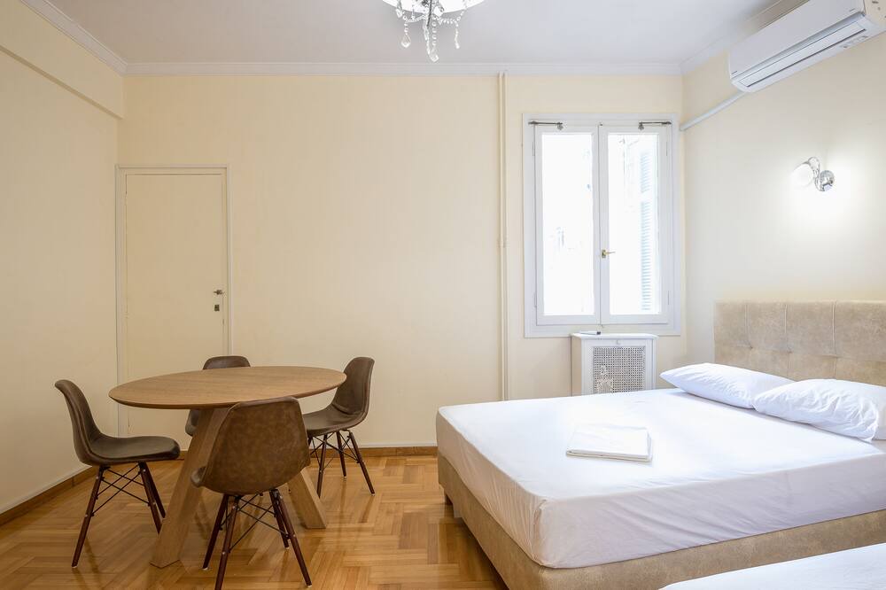 Photo of Bedroom in Kypseli
