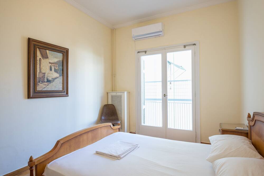 Photo of Bedroom in Kypseli