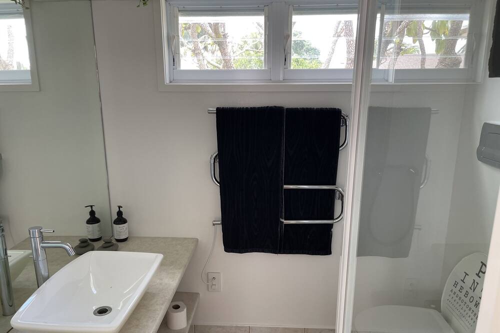 Photo of Bathroom in Oneroa