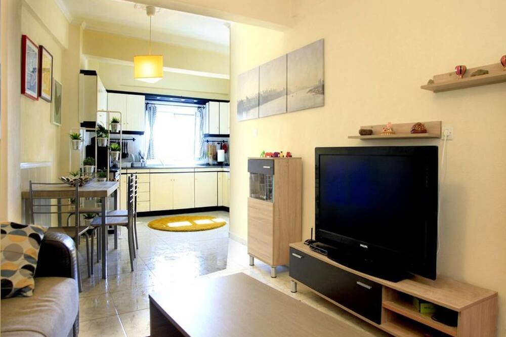 Photo of Livingroom in Ano Poli