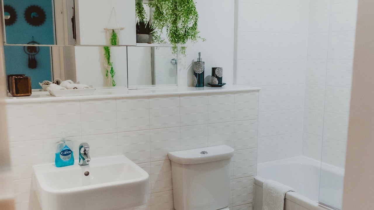 Photo of Bathroom in City Centre Glasgow